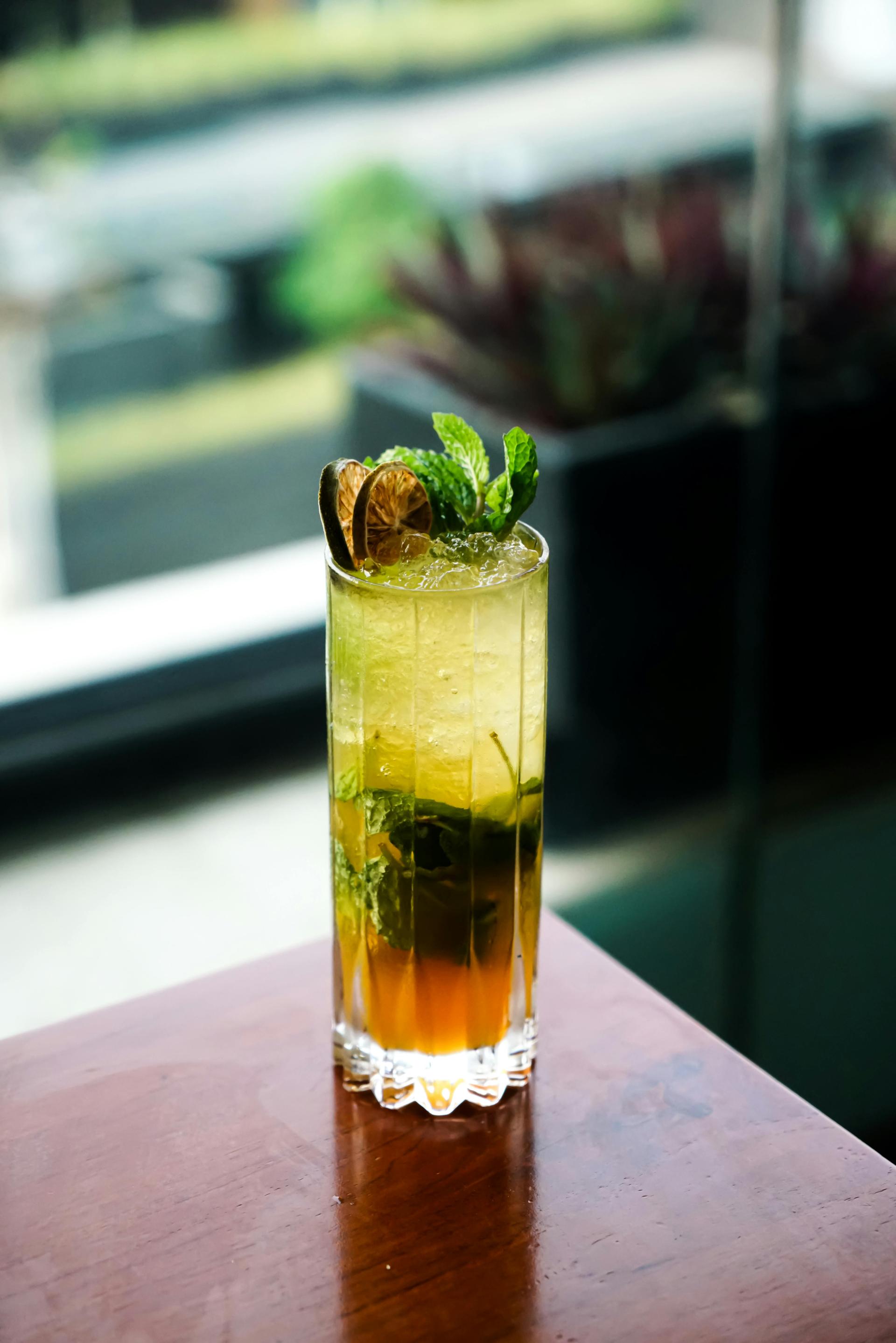 How to Make a Mojito That Feels Like Summer in a Glass